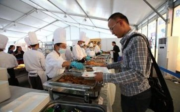 2024年上半年餐饮部工作总结8篇