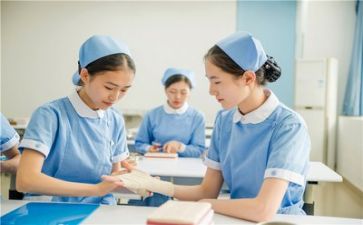 毕业生护理自我鉴定800字范文6篇