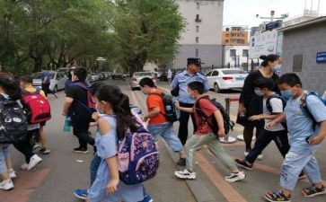 保护校园环境的倡议书最新5篇