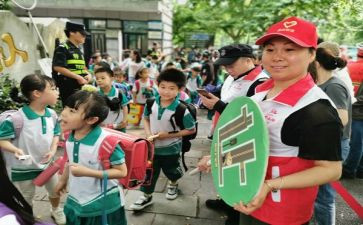保护校园环境的倡议书优质8篇