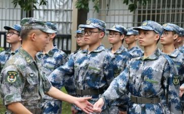 军训的作文600字推荐8篇