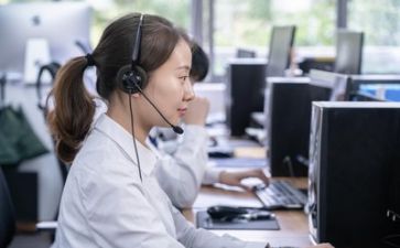 客服年度述职报告7篇