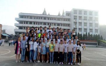 我的初中同学作文600字作文5篇