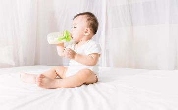 给小孩户口迁移申请书8篇