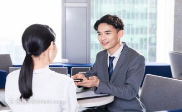 销售上半年工作总结5篇
