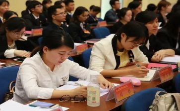 学委述职报告8篇