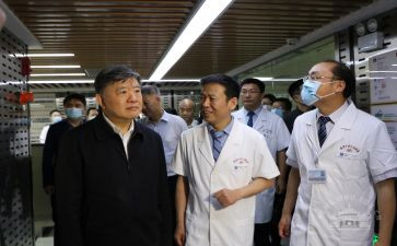 行政部半年工作总结5篇